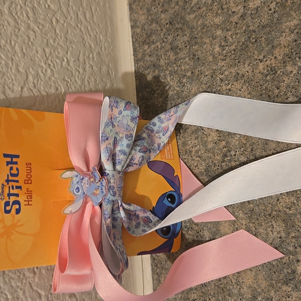 Disney stitch hair bows Nwt